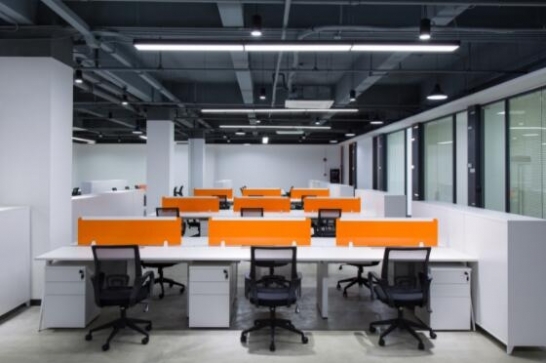 如何根據(jù)辦公室設(shè)計(jì)和配色選擇合適的辦公家具？